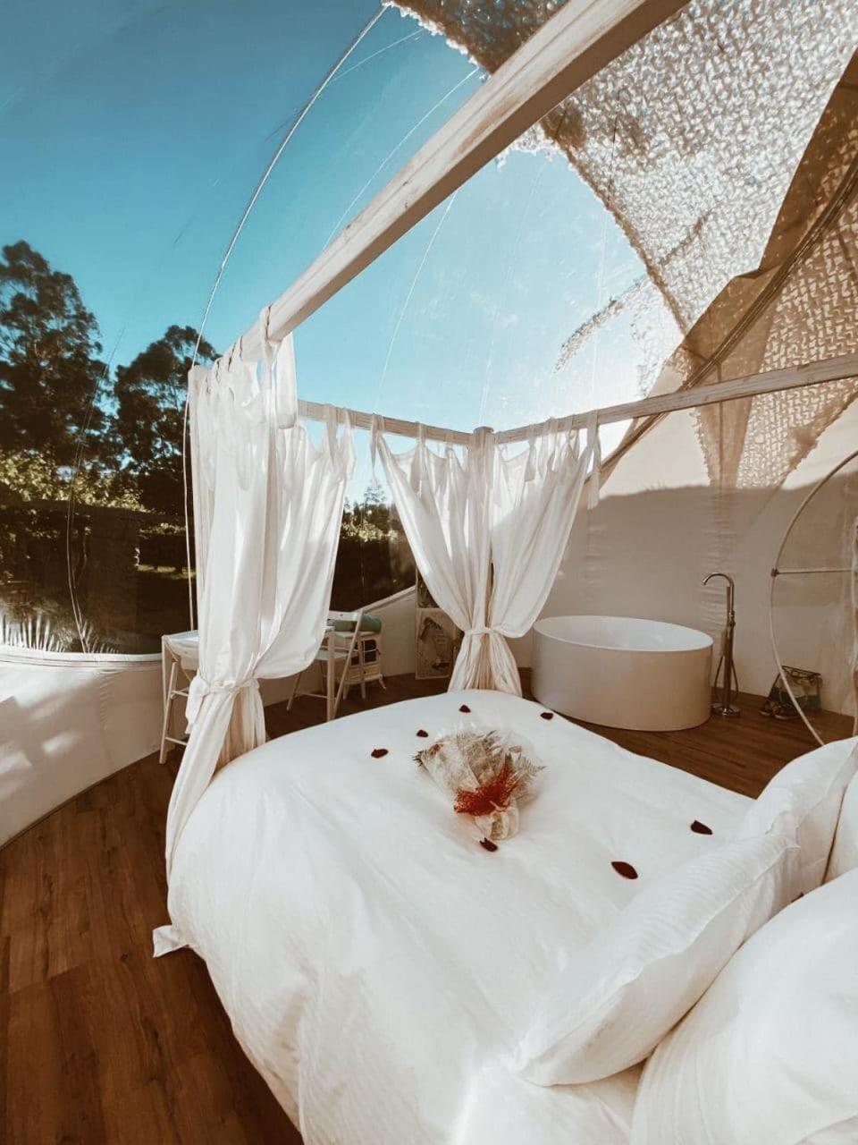 Burbujas Astronomicas Albarari Sanxenxo Hotel Ngoại thất bức ảnh